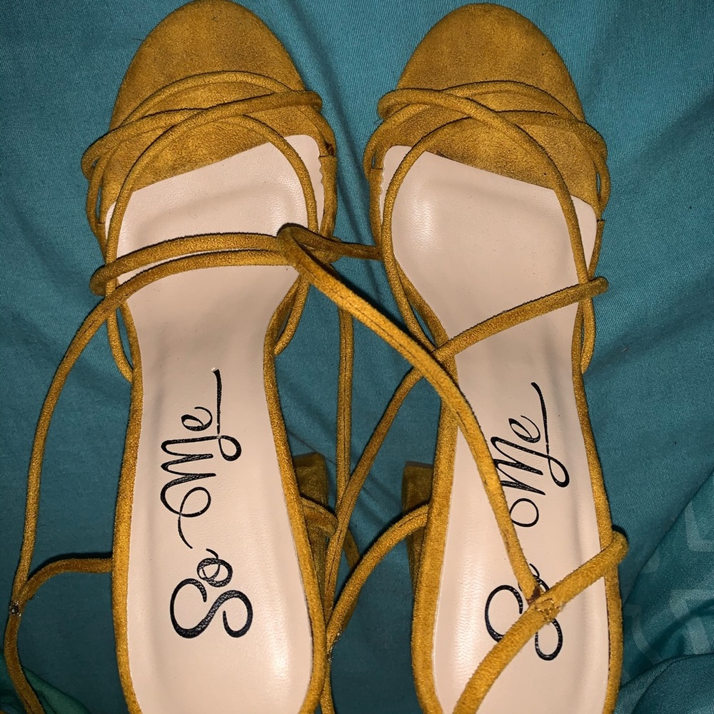 Mustard heels